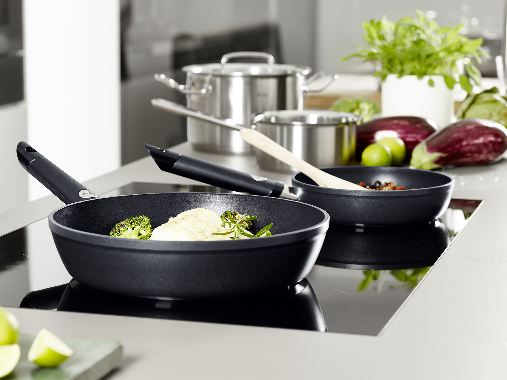 Fissler presenta varias gamas para facilitar el cocinado en casa